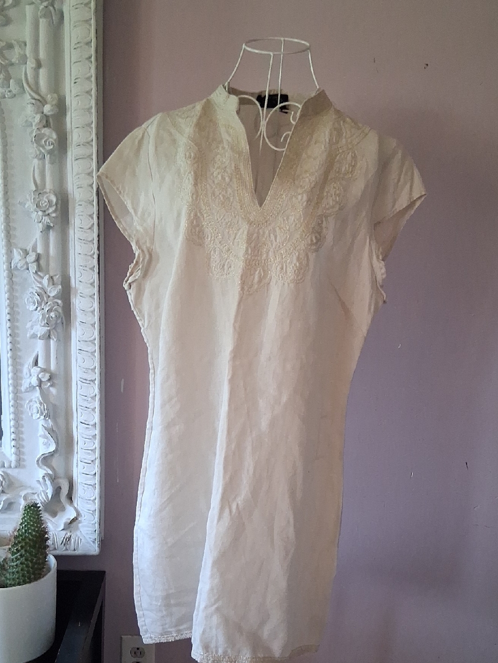 Cynthia Rowley Cream Embroidered V-Neck Tunic Size 14. 100% Line